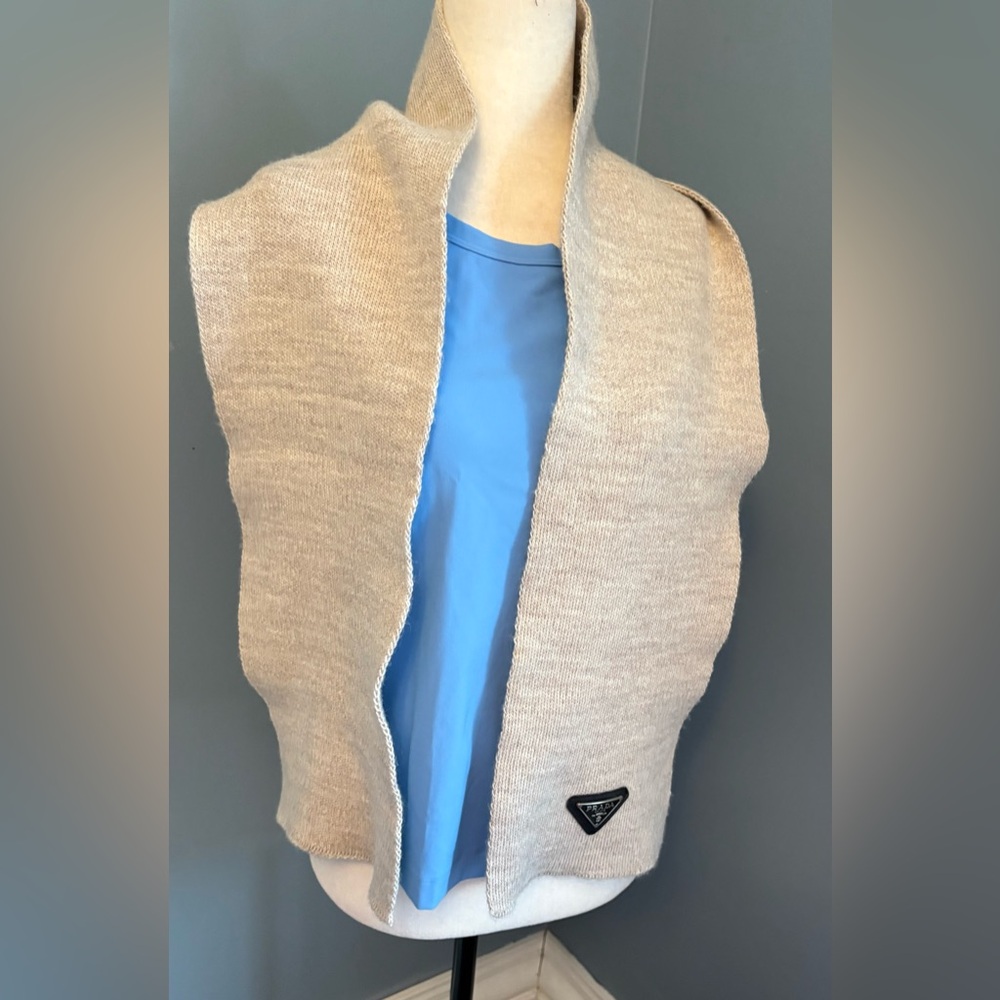Prada Light Beige Wool Scarf - Picture 4 of 4
